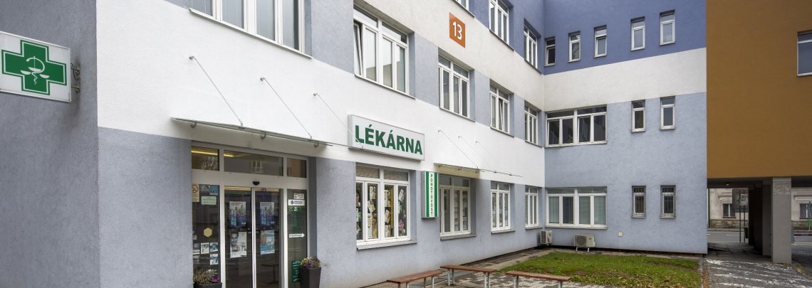 Ústavní lékárna