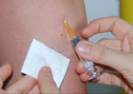 Očkování je nejúčinnější zbraň na chřipku, říká epidemiolog